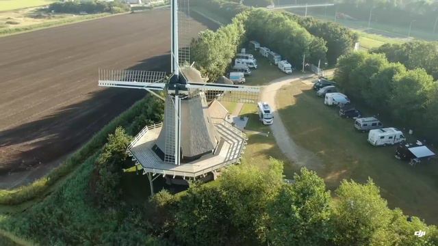 Molen met camperplaatsen смотреть онлайн
