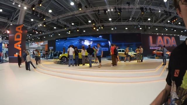 VLOG: Девочки, Тачки и Хоккей! смотреть онлайн