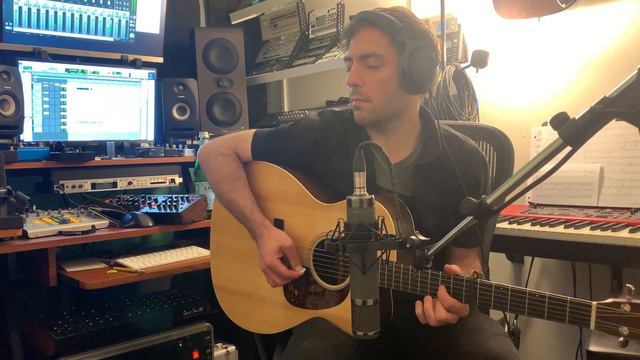 Mask Acoustic guitar смотреть онлайн