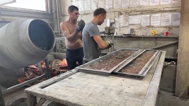 Обучение специалистов из Ижевска технологии Мрамор из бетона. Заливка ступеней,бордюров и водостоко смотреть онлайн