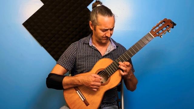 Marietta Mazurka by Francisco Tarrega смотреть онлайн