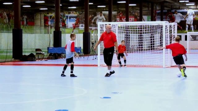 NSCAA Futsal Level 1 Activity: 2v1 plus Keeper in Traffic смотреть онлайн