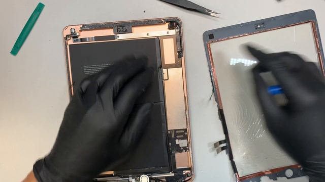 iPad 6 Screen Replacement - A1893 - A1954 смотреть онлайн