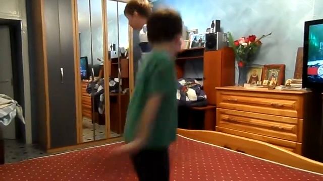 Брейк Данс Арсений и Ярослав смотреть онлайн