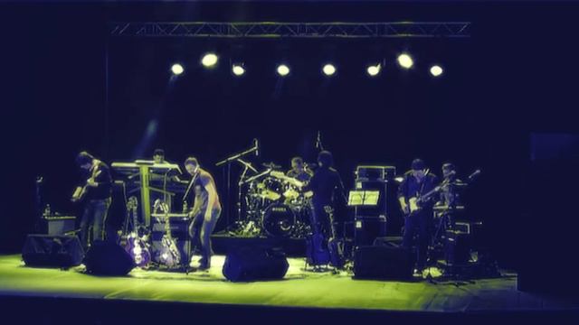 Stefan Darie & Rolling Train, invitat special Vali Boghean 13.05.2015 1часть смотреть онлайн
