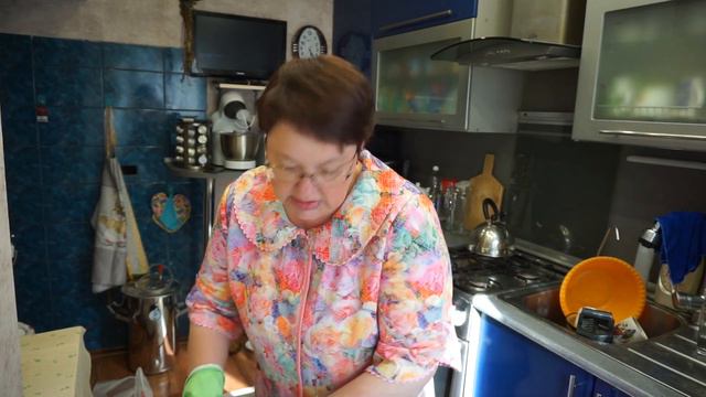 (225) У ТЕБЯ СОВЕСТЬ-ТО ЕСТЬ? А ЧТО ЭТО ТАКОЕ??? смотреть онлайн