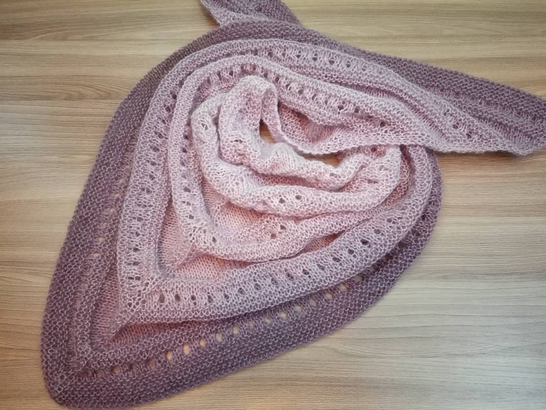 Ажурный платок спицами