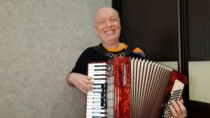 Сборник лучших застольных песен для душевного застолья.