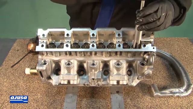 RENAULT LAGUNA 2.0 (F3R728) Valve Stem Seal Assembly - Montaje Retén Válvula смотреть онлайн