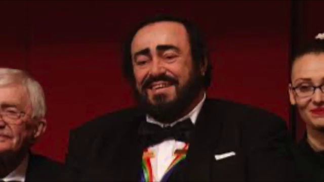 Luciano Pavarotti; 