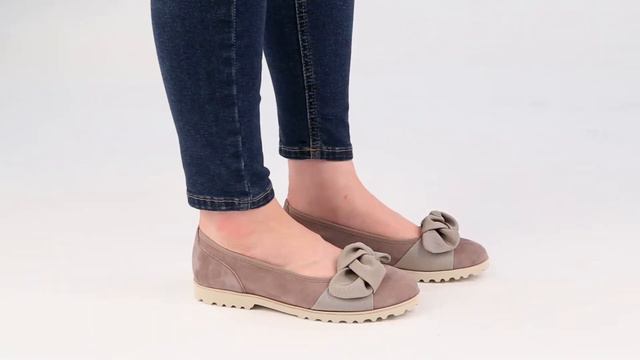 Gabor Philosophy Dark Nude Suede Womens Flat Bow Pumps