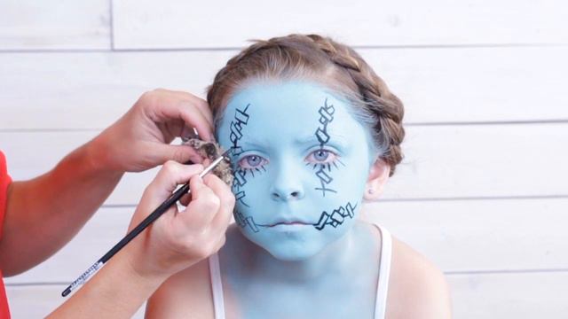SALLY MAKEUP TUTORIAL Nightmare Before Christmas смотреть онлайн