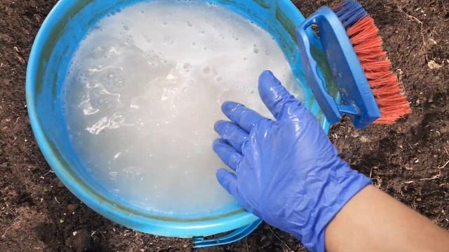 КАК И ЧЕМ ПОМЫТЬ ТЕПЛИЦУ ОСЕНЬЮ . смотреть онлайн