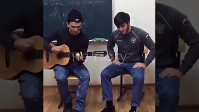 я парнишка седой поёт очень круто😻|ruzzno смотреть онлайн