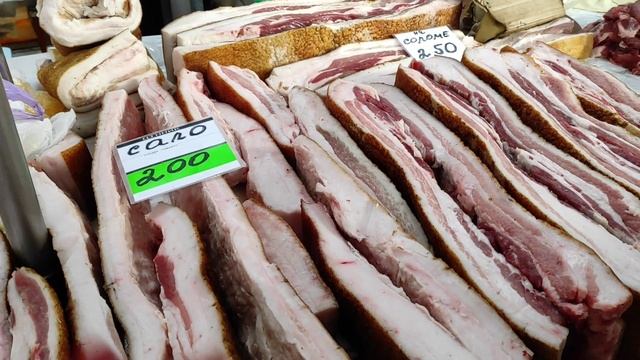 Идём на рынок за мясом,цены на мясо,сало.Купили бензопилу. смотреть онлайн