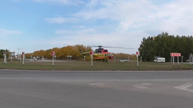 Вертолёт санитарной авиации. Новосибирск. смотреть онлайн