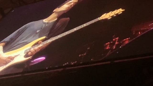 Slow Dancing in the burning room- John Mayer (live in Sydney 2019) смотреть онлайн