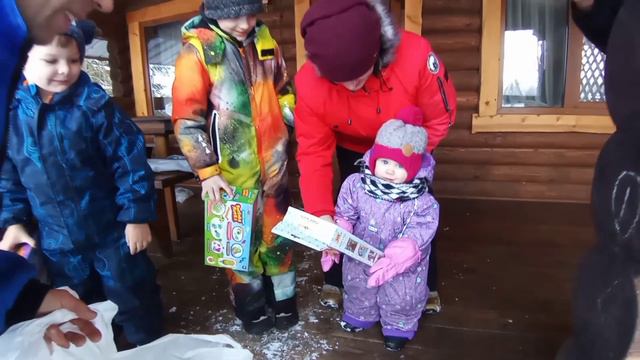 Подарки детям. Марлин. Истра. смотреть онлайн