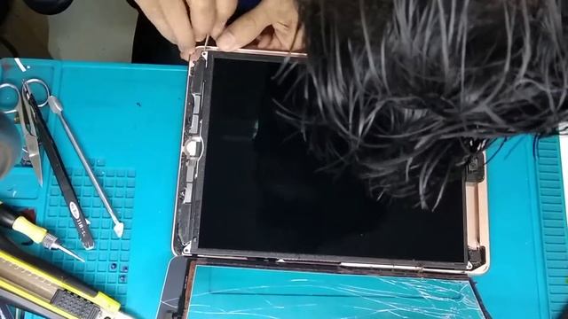 Trocar touch LCD iPad 6 Fix touch iPad 6 смотреть онлайн