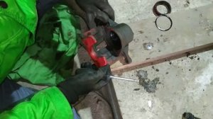 Замена передних поршней супорта, направляющих, дисков и колодок. на киа церато 2.