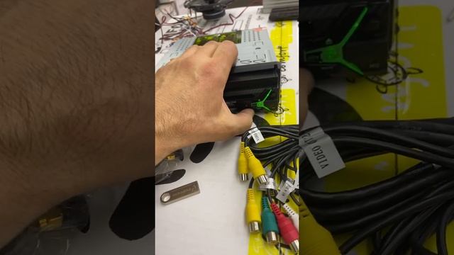 Андройд с выдвижным экраном смотреть онлайн