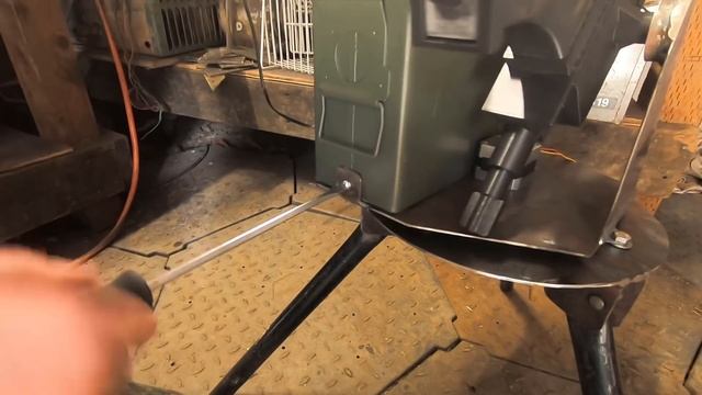 D.I.Y. Scrap Metal Auto-Turret (RaspberryPi Auto-Tracking Airsoft Sentry?!) смотреть онлайн