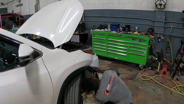 2019 Toyota Highlander how to take the front bumper and headlight off смотреть онлайн
