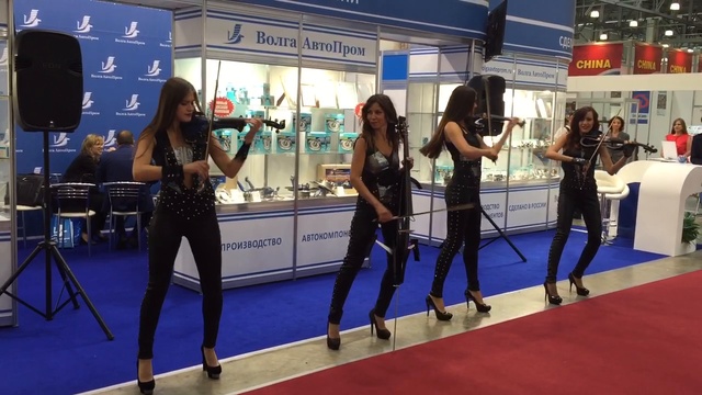 Струнный квартет Гравитация.String quartet Gravitation/exhibition INTERAUTO/Explosive смотреть онлайн