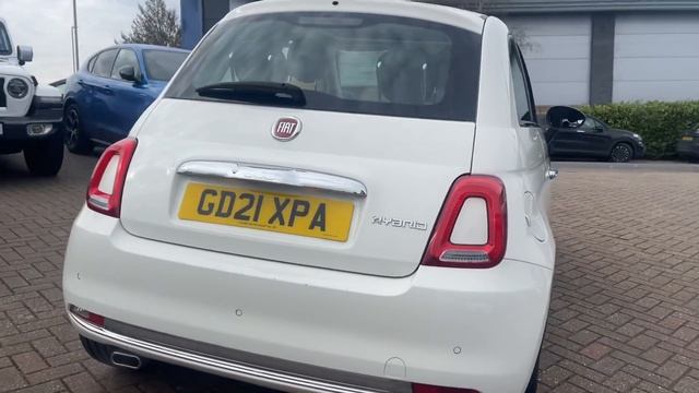 Fiat 500 Dolcevita in White смотреть онлайн