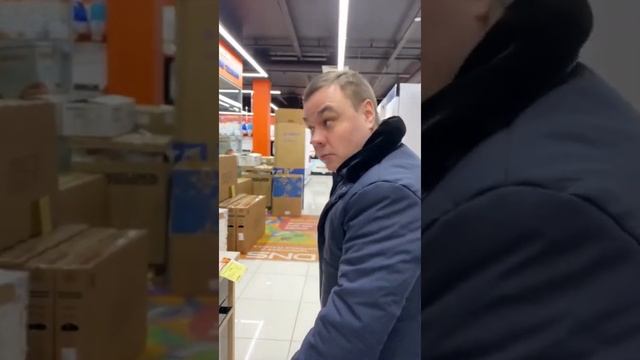 Где зарплата. Забыла сумочку. Жена ничего не понимает в питардах. Дай адрес смотреть онлайн