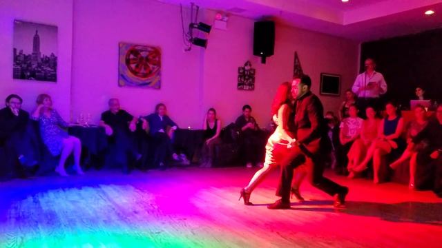 Argentine tango: Mariana Parma & Leonardo Sardella - Danzarín смотреть онлайн