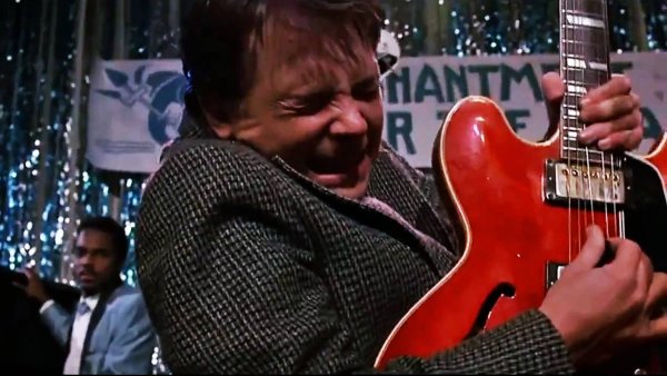 Майкл Джей Фокс в фильме «Назад в будущее / Back to the Future, 1985» Муз.фрагмент