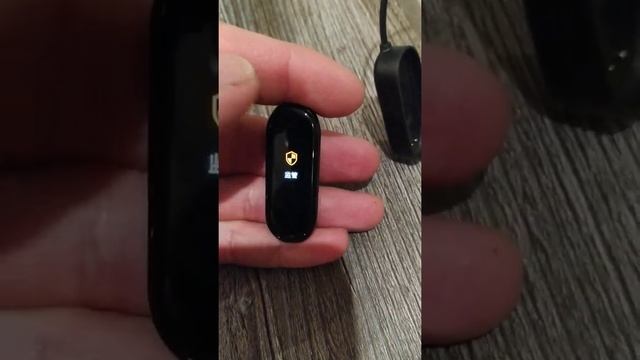 Mi band4 не работает кнопка смотреть онлайн