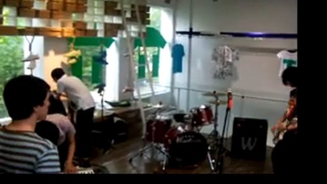Saturday at Eno, groovy shop in Shanghai смотреть онлайн