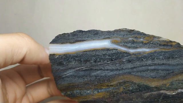 Агат халцедоновий 121 грам / Agate (chalcedony) 121 grams смотреть онлайн
