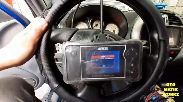 DIAGNOSE AND SCAN / AUTOMATIC TRANSMISSION OR TCM PROBLEM.