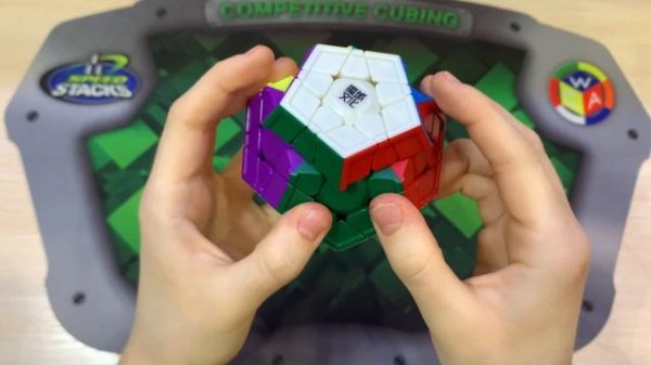 Обзор на мегаминкс MoYu Aohun WRM 2020