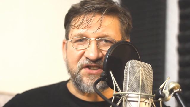 ТОПОЛИНЫЙ ГОРОД. СВОИ СТИХИ ЧИТАЕТ ДМИТРИЙ ВАСИЛЬЧЕВ. смотреть онлайн