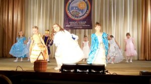 Танец "Золушка" . Студия классического танца "Маска". Руководитель Кваст А.В.