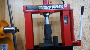Гидравлический пресс в мастерскую