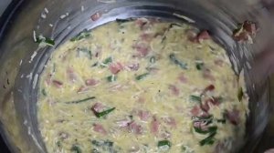 Оладьи с колбасой и сыром