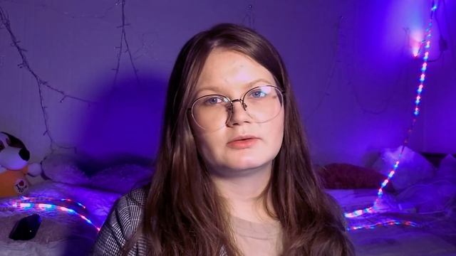 Коул Спроус о расставании с Лили Рейнхарт. Майли Сайрус и возвращение на Дисней смотреть онлайн