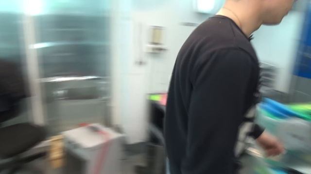 Как снимать и устанавливать шильдики на авто . ОТ и ДО смотреть онлайн