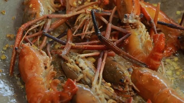 Market Show: Buy river prawn and cook yummy local recipe | River prawn cooking | Cooking with sros смотреть онлайн