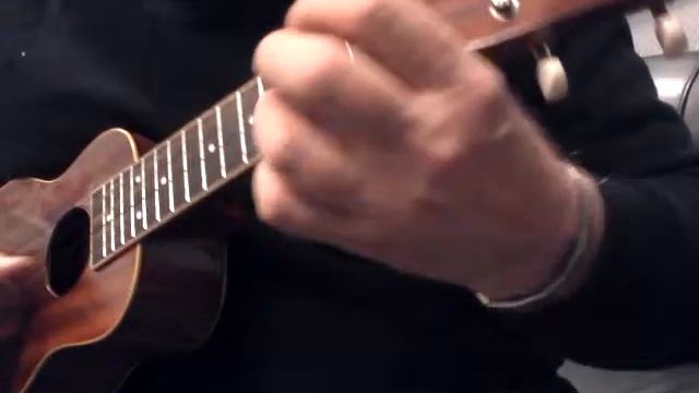 Клён ты мой опавший... смотреть онлайн