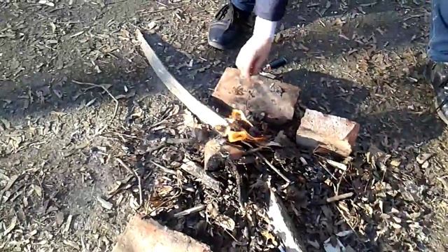 Как сделать костер в польових условиях. смотреть онлайн