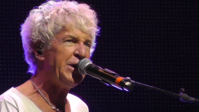 REO Speedwagon "Keep on Loving You" live 4/24/13 (11) Glens Falls, NY смотреть онлайн