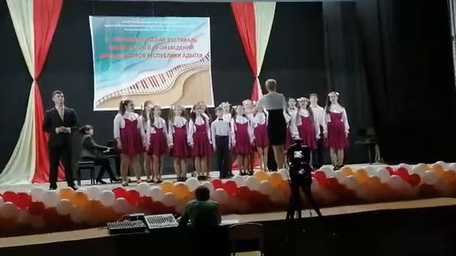 Старший хор ГБОДО РА "ДШИ села Красногвардейского" -муз. Ч. Анзарокова, сл. Д. Чуяко "Горная речка смотреть онлайн