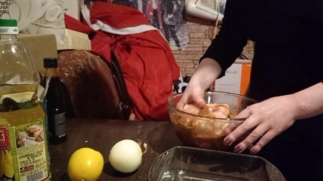 Куриные бедрышки в кисло-сладком соусе #рек #готовка #рецепт #еда #налуковойподушке #рек смотреть онлайн