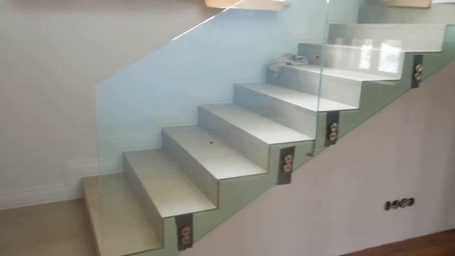 Стеклянные ограждения и перила из стекла Маршаг смотреть онлайн